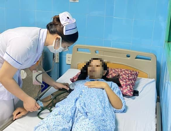 Quảng Bình: Người phụ nữ suýt mất mạng vì vỡ tử cung do không biết đang mang thai